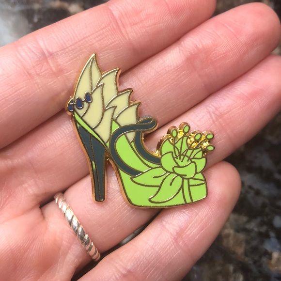 Disney Accessories - Disney Princess Tiana Pin